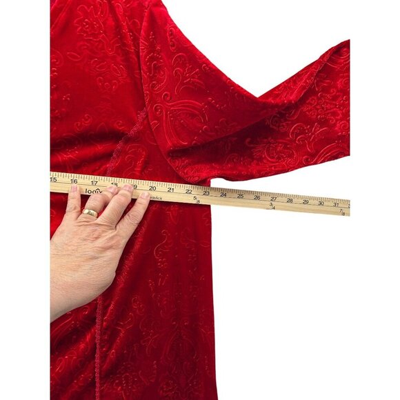 NWOT Catherines Red Embossed Velvet Top V-Neck 3/4 Sleeve 14/16WP Petite - Picture 5 of 7